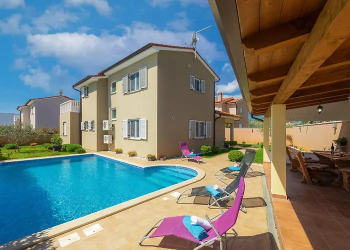 Holiday Home Villa Zara By Interhome