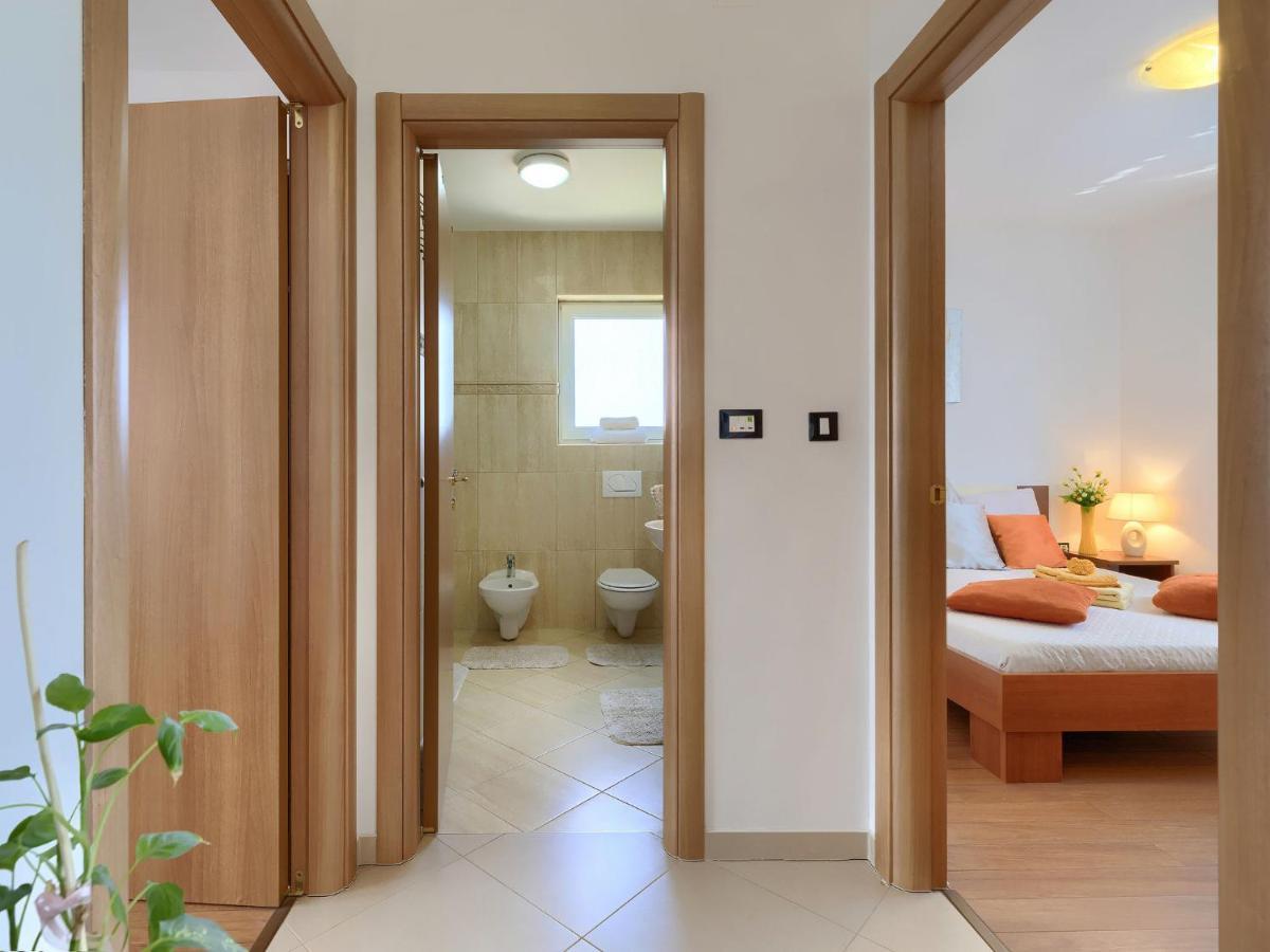 Vikendica Zara By Interhome